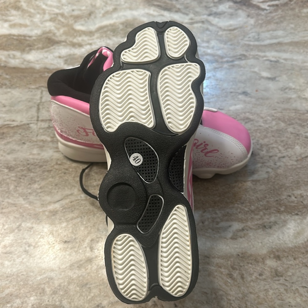 Breast Cancer Awareness Sneakers - Picture 3 of 4